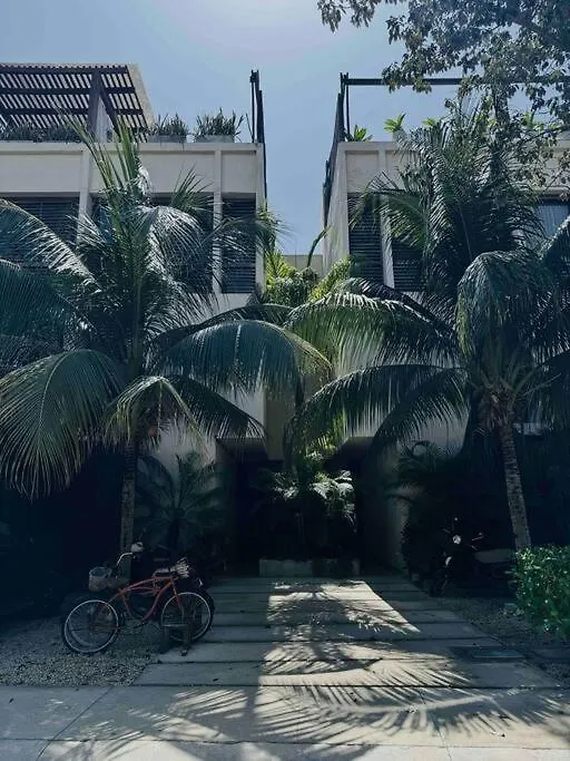 Appartamento Stunning 2 Bd Ph W Private Pool Tulum 0*,  Messico